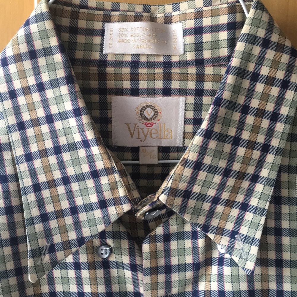 Luxury Viyella cotton and wool shirt. 17.5 x 33.